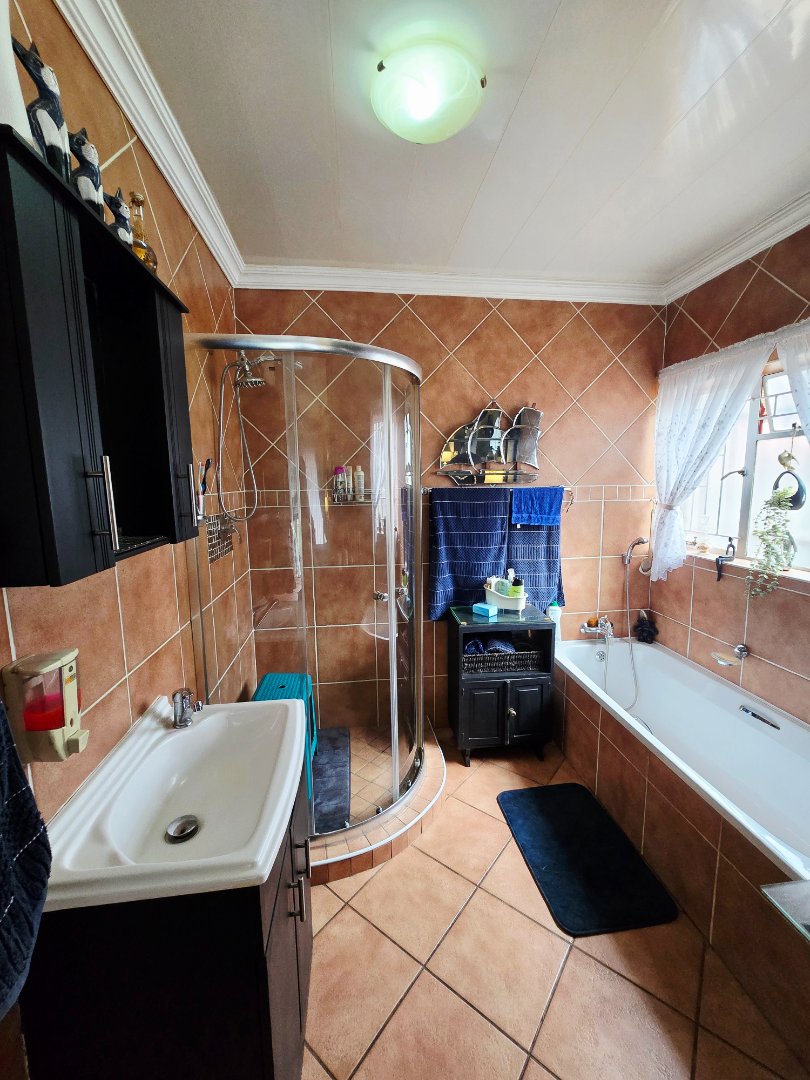 3 Bedroom Property for Sale in Flimieda North West